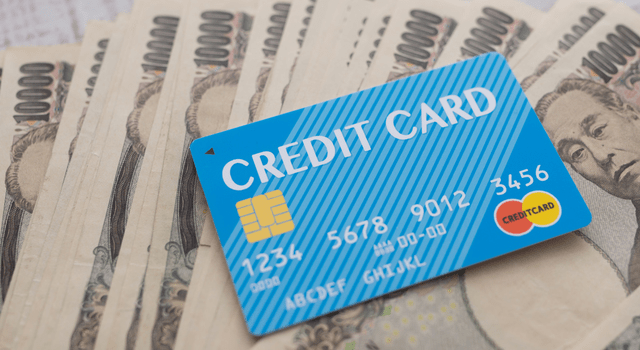 リボ払いに最適な手数料（実質年率）が低いおすすめクレジットカード３枚を比較、返済方式に要注意